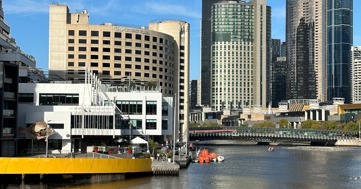 Seasonal Highlights for BBQ Rentals on the Maribyrnong River