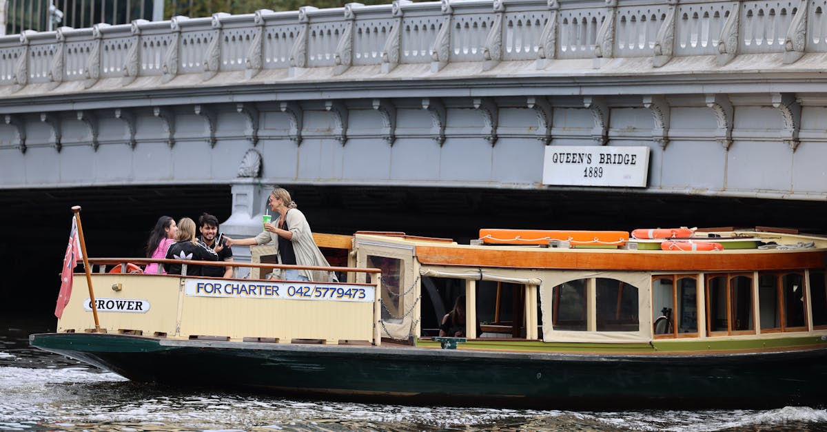 Storing Your BBQ Ingredients: Tips for Pontoon Rentals